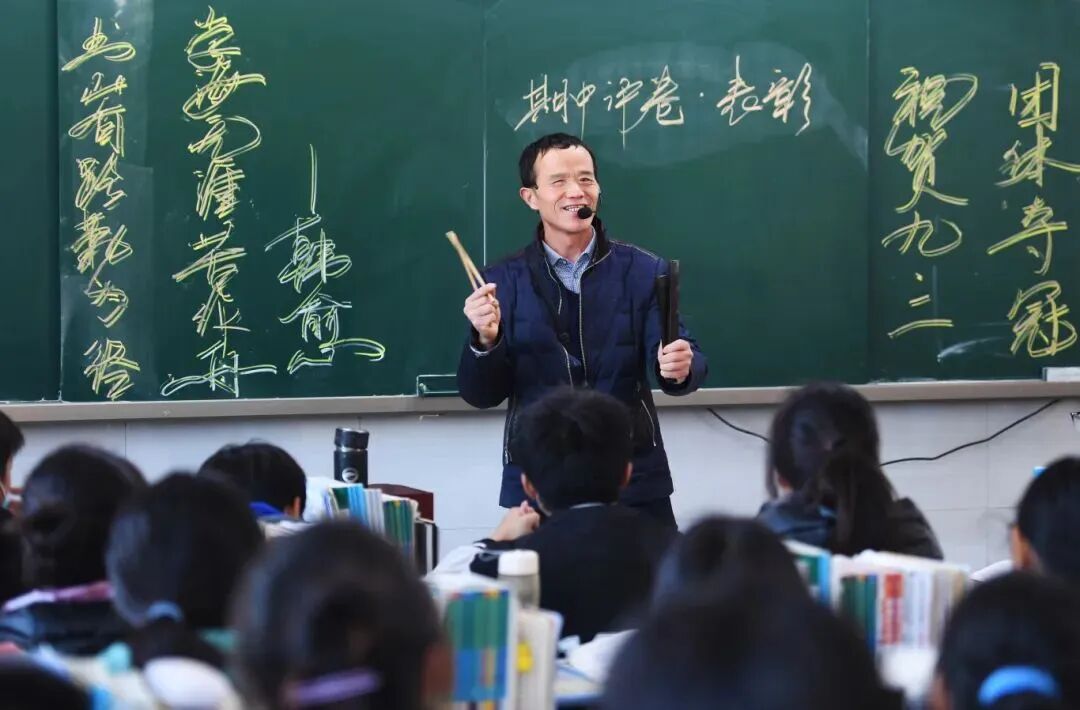微信图片_2025-10-15_214918_913.jpg